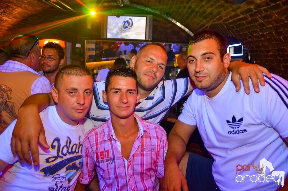 Petrecerea de marţi - NMD Student Party, 