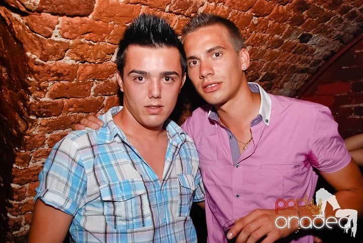 Petrecerea de miercuri în Escape, 