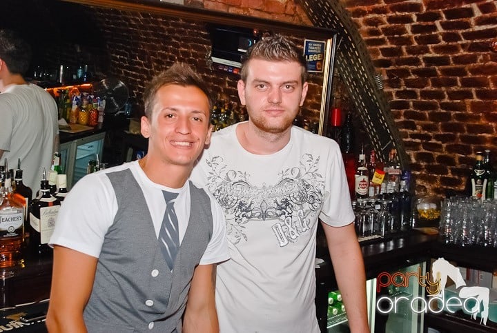 Petrecerea de miercuri în Escape, 