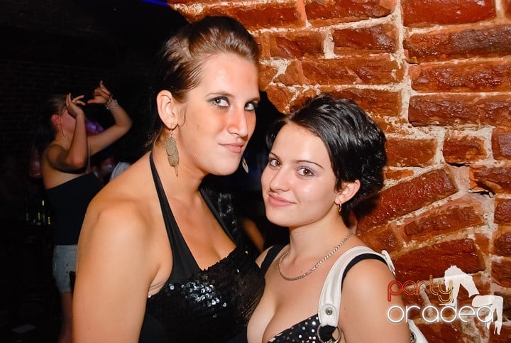 Petrecerea de miercuri în Escape, 