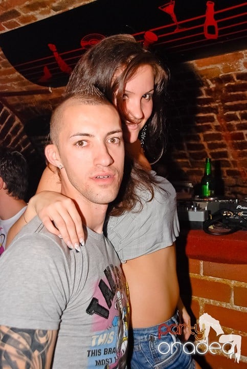 Petrecerea de miercuri în Escape, 