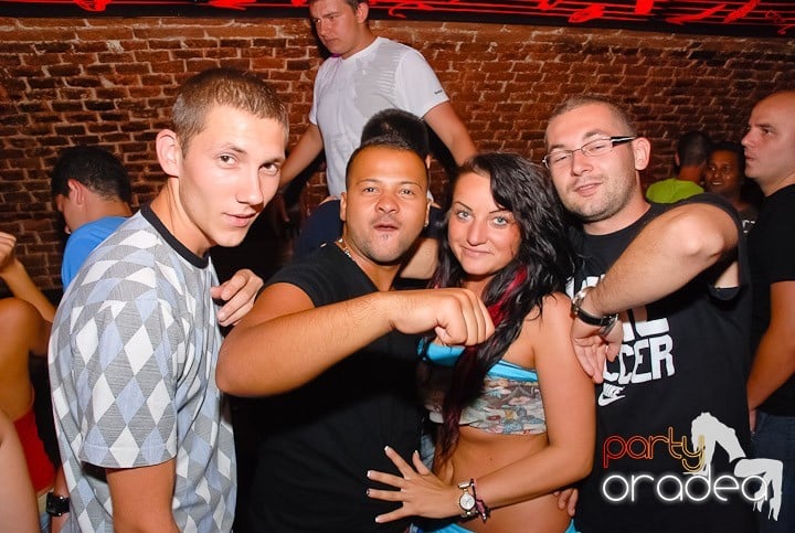 Petrecerea de miercuri în Escape, 