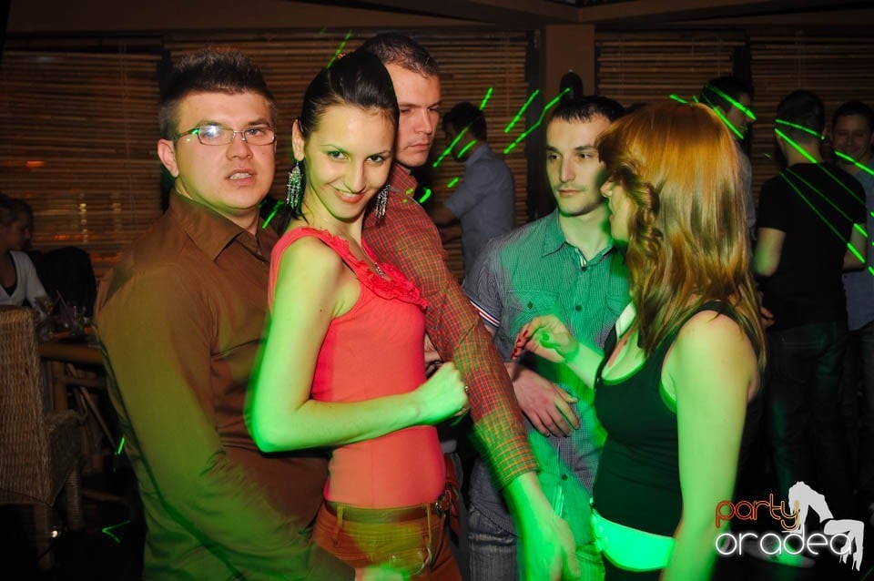 Petrecerea de Paşti continuă în Zulu, Zulu Caffe