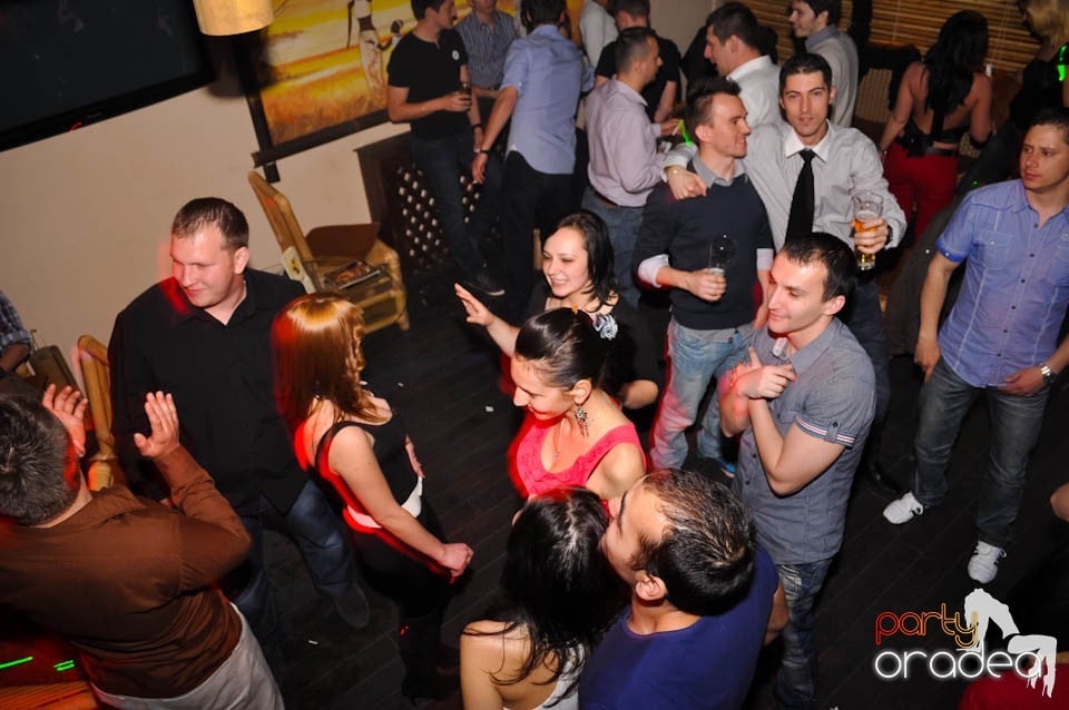 Petrecerea de Paşti continuă în Zulu, Zulu Caffe