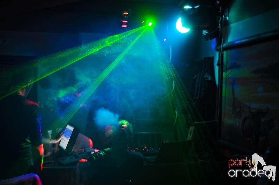 Petrecerea de Paşti continuă în Zulu, Zulu Caffe