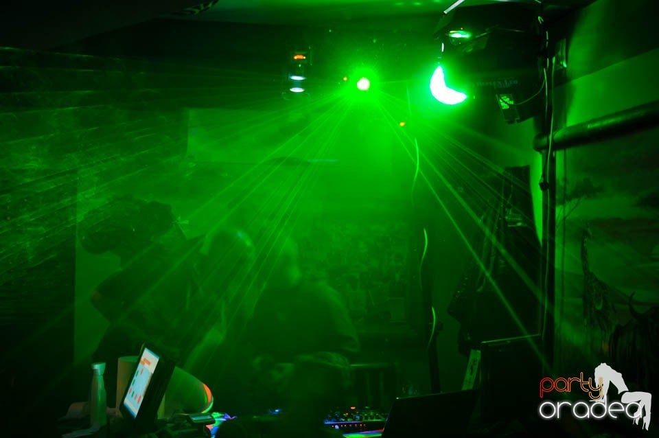 Petrecerea de Paşti continuă în Zulu, Zulu Caffe