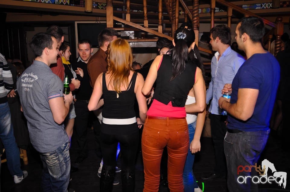 Petrecerea de Paşti continuă în Zulu, Zulu Caffe