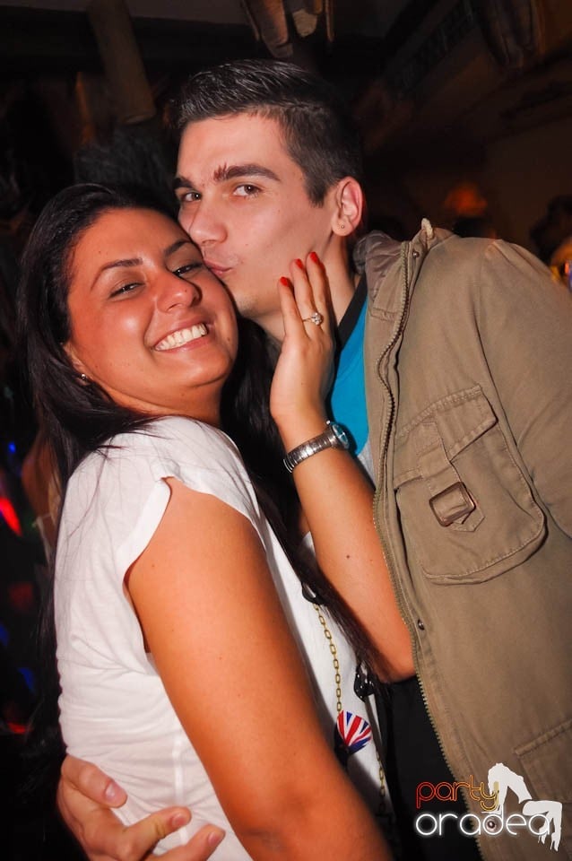 Petrecerea de Paşti continuă în Zulu, Zulu Caffe