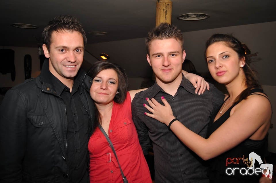 Petrecerea de Paşti continuă în Zulu, Zulu Caffe