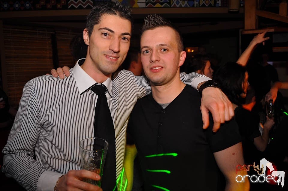 Petrecerea de Paşti continuă în Zulu, Zulu Caffe