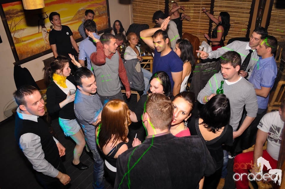 Petrecerea de Paşti continuă în Zulu, Zulu Caffe