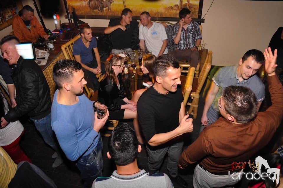 Petrecerea de Paşti continuă în Zulu, Zulu Caffe