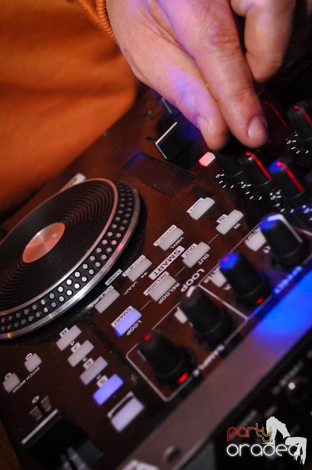 Petrecerea de Paşti continuă în Zulu, Zulu Caffe