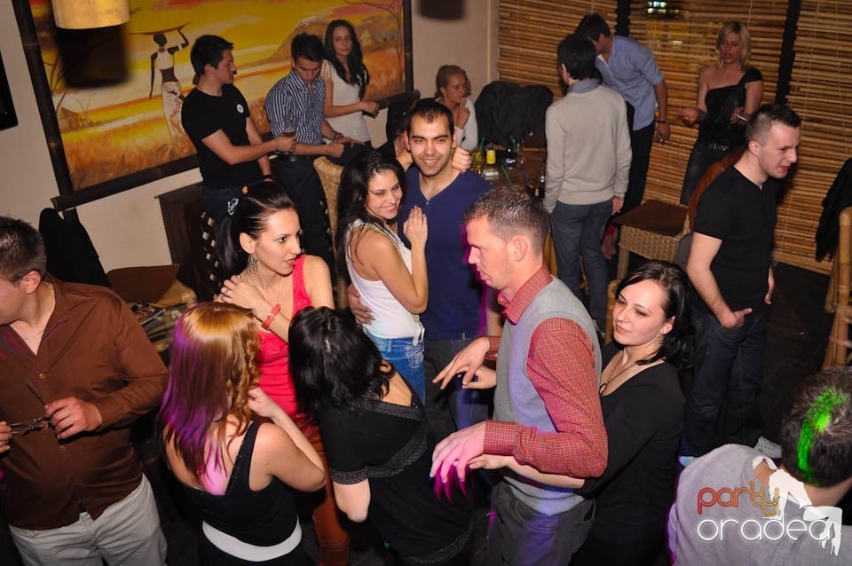 Petrecerea de Paşti continuă în Zulu, Zulu Caffe