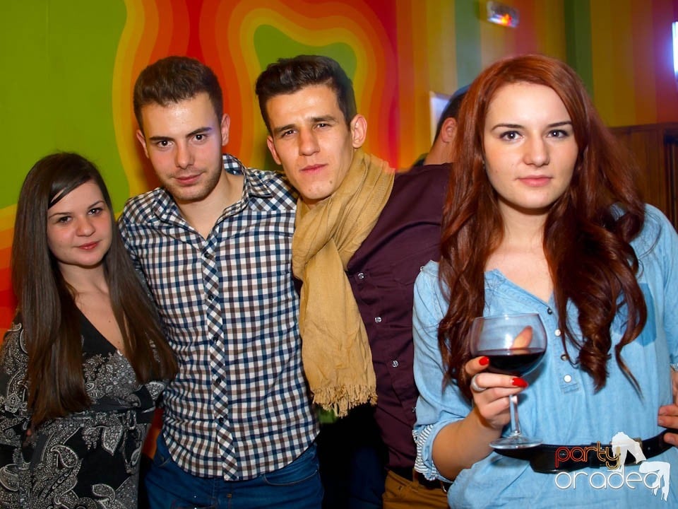 Petrecerea de sâmbătă seara în Juice, Juice