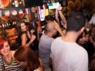 Petrecerea de vineri seara în Juice