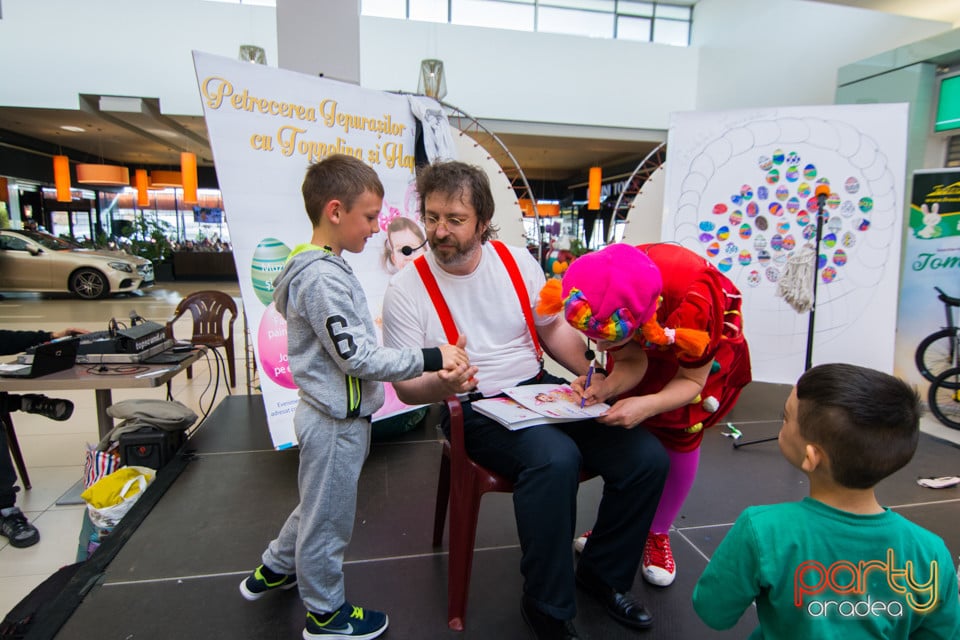 Petrecerea Iepurașilor cu Toppolina și Hapciu, Lotus Center