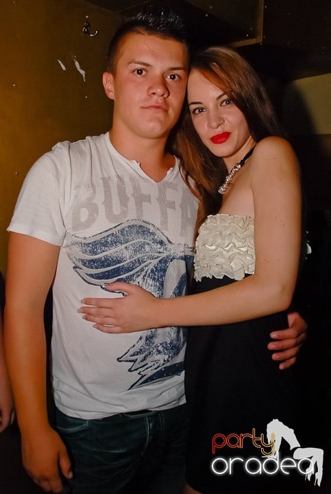 Petrecerea Kamikaze continuă, 