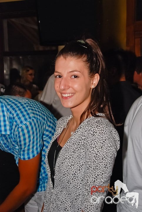 Petrecerea Kamikaze continuă, 