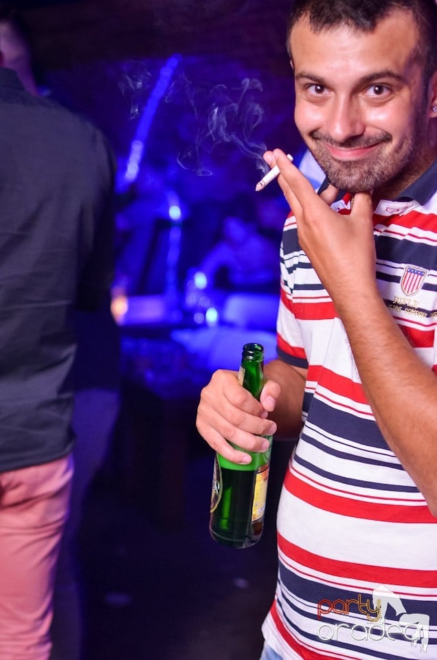 Petrecerea nu se opreşte!, 