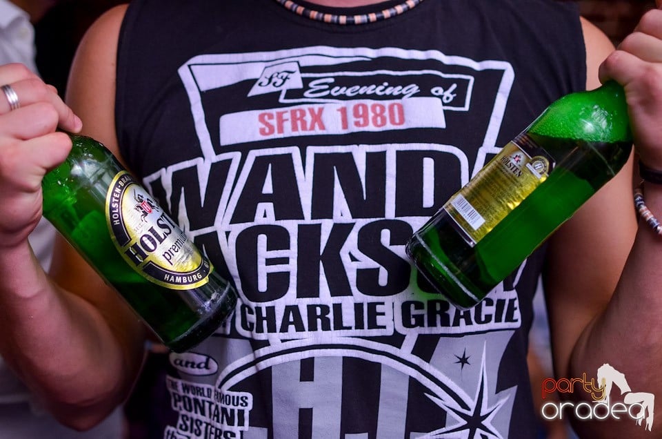 Petrecerea nu se opreşte!, 