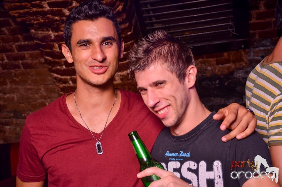 Petrecerea nu se opreşte!, 