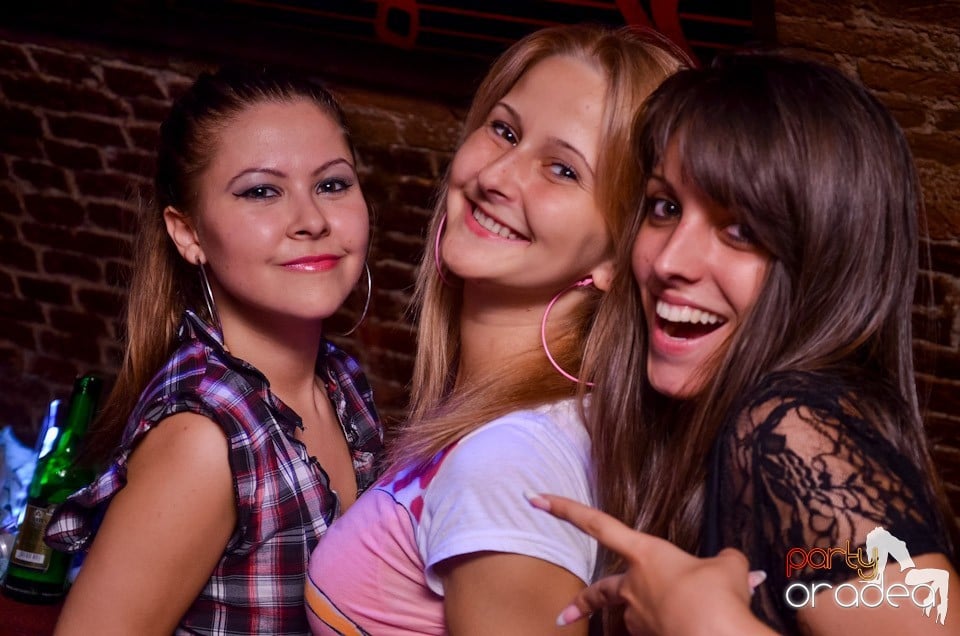 Petrecerea nu se opreşte!, 