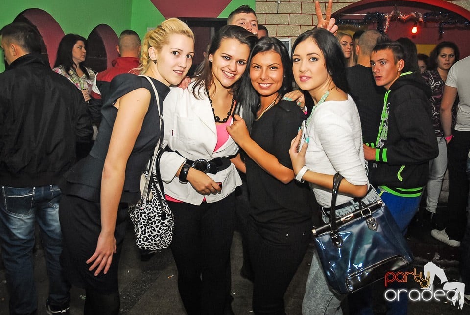 Pezsgő Party, Royal Party House