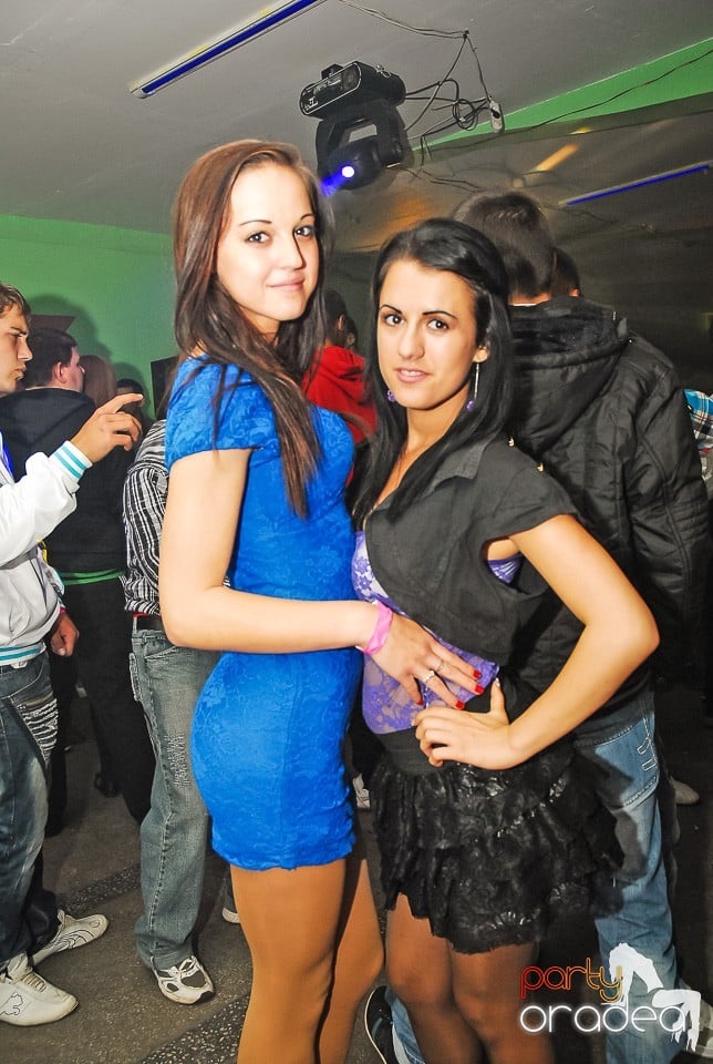 Pezsgő Party, Royal Party House