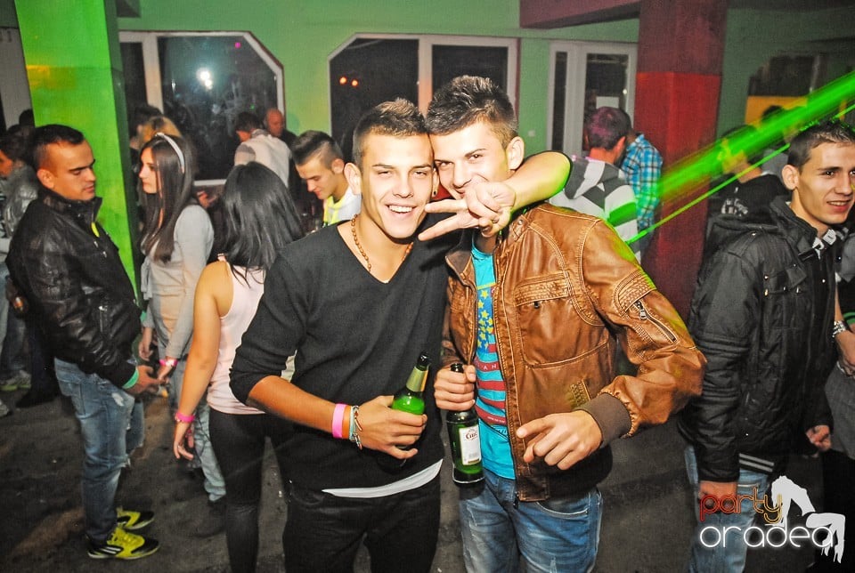 Pezsgő Party, Royal Party House