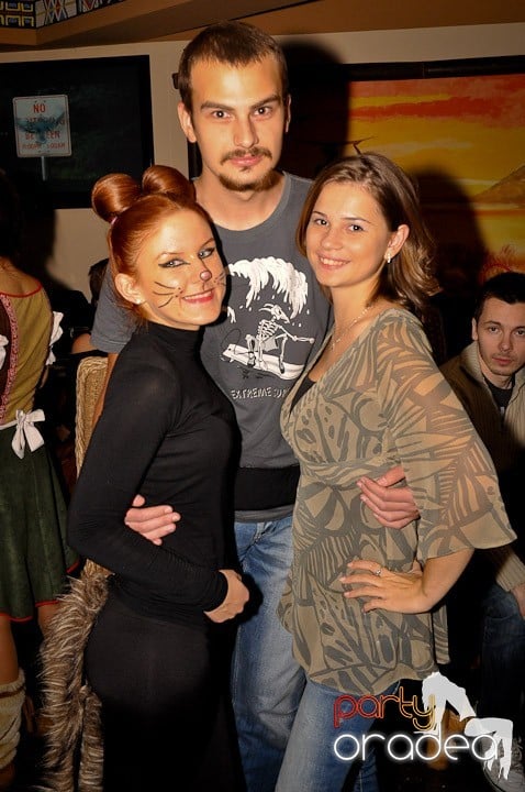 PKED Halloween Party, Zulu Caffe