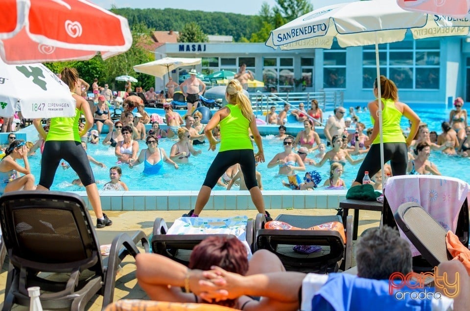 Pool Party, Hotel Internaţional