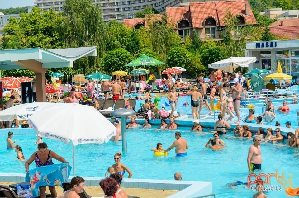 Pool Party, Hotel Internaţional