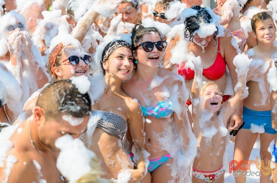 Pool Party, Hotel Internaţional