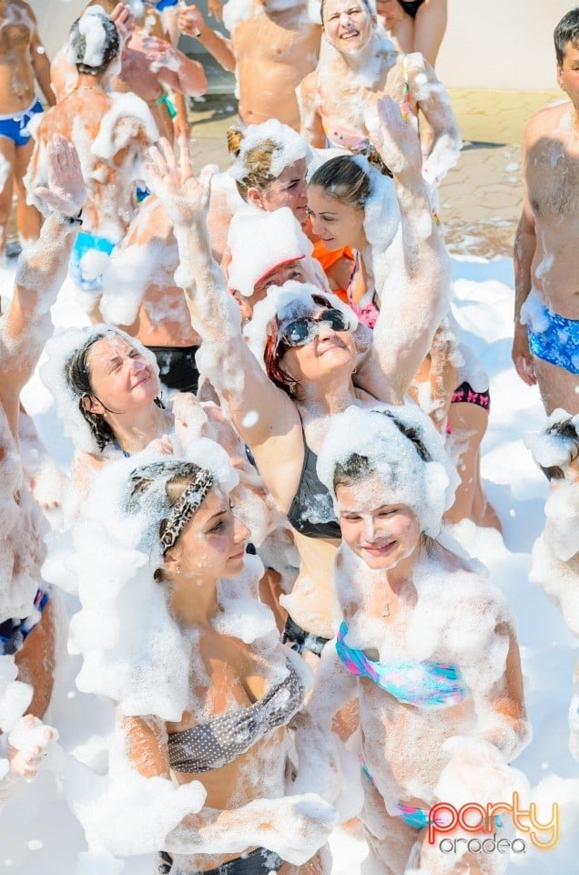 Pool Party, Hotel Internaţional