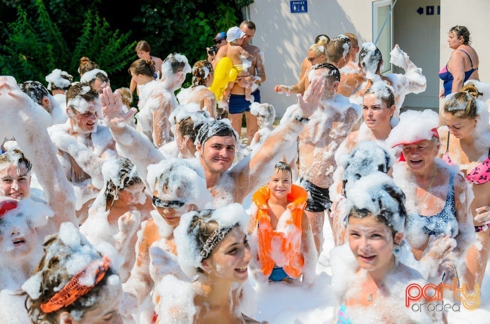 Pool Party, Hotel Internaţional