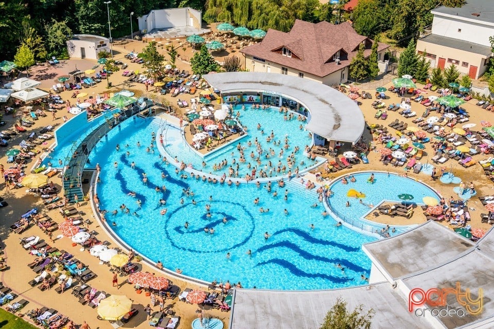 Pool Party, Hotel Internaţional