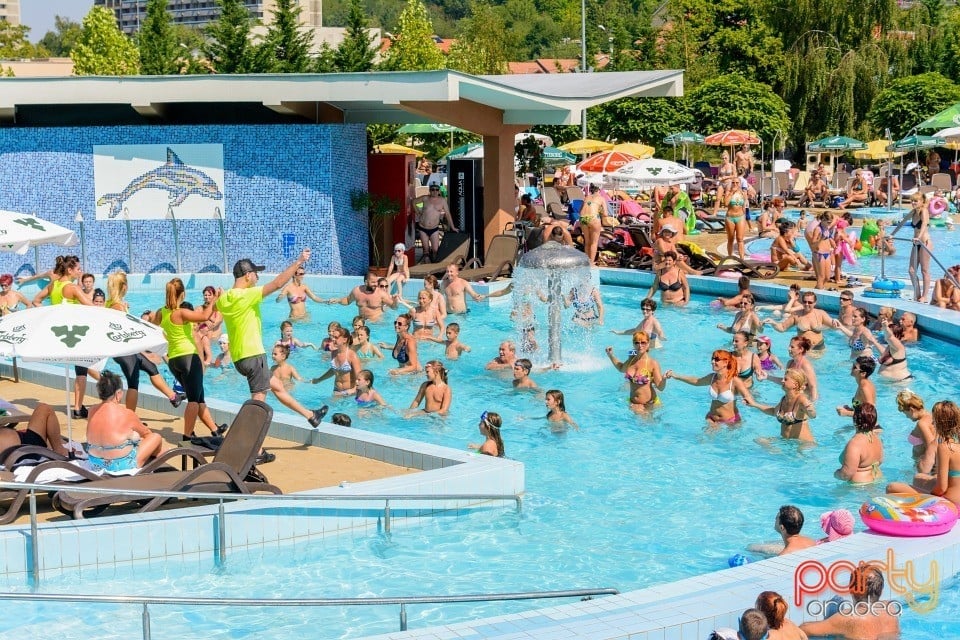 Pool Party, Hotel Internaţional