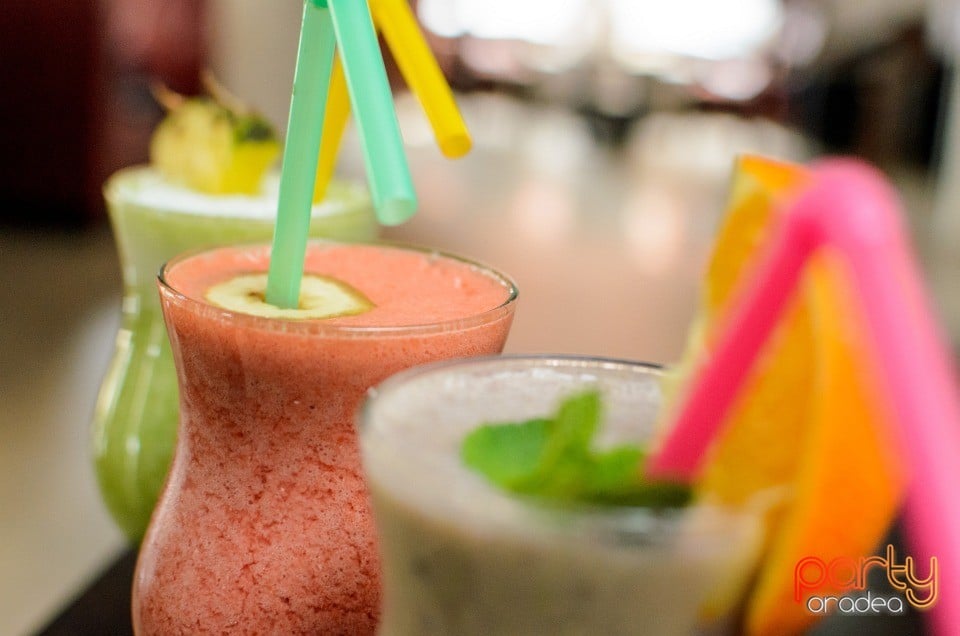 Prezentare meniu Smoothie, Lioara.ro - Consultant Nutriţie