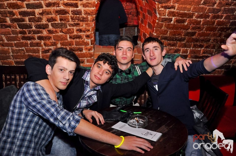 Promo Night în Club Escape, 