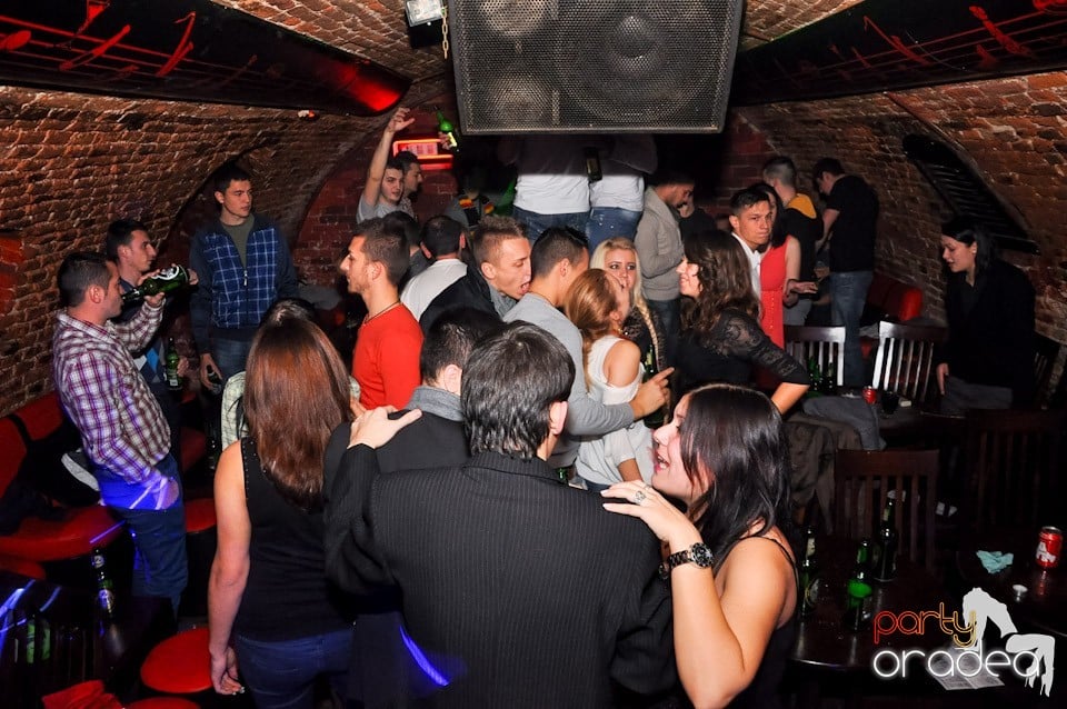 Promo Night în Club Escape, 