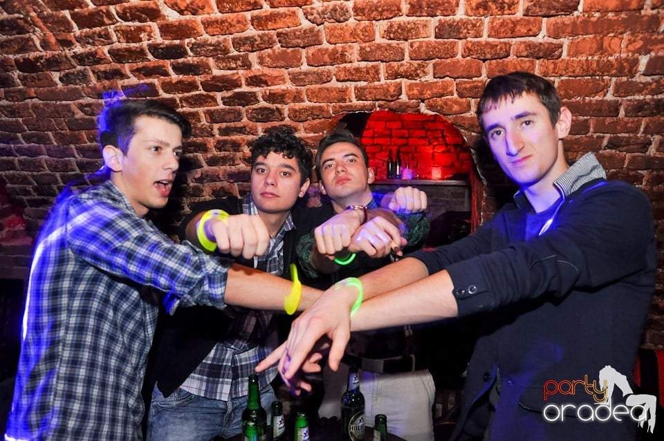 Promo Night în Club Escape, 