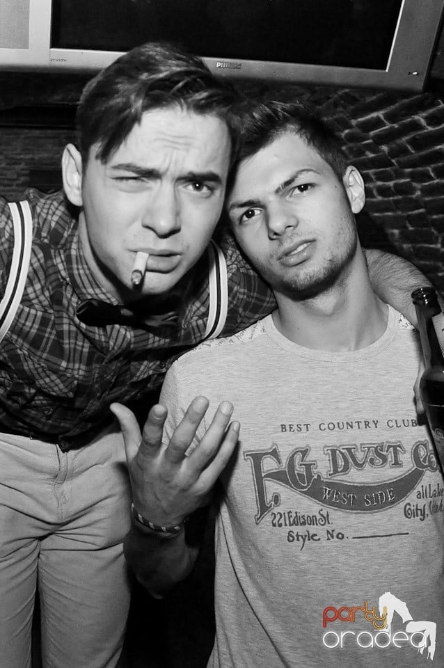 Promo Night în Club Escape, 