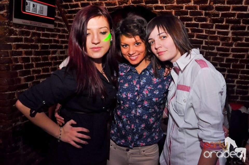 Promo Night în Club Escape, 