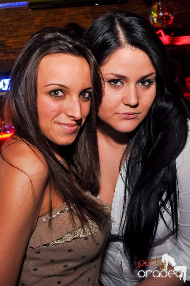 Promo Night în Club Escape, 