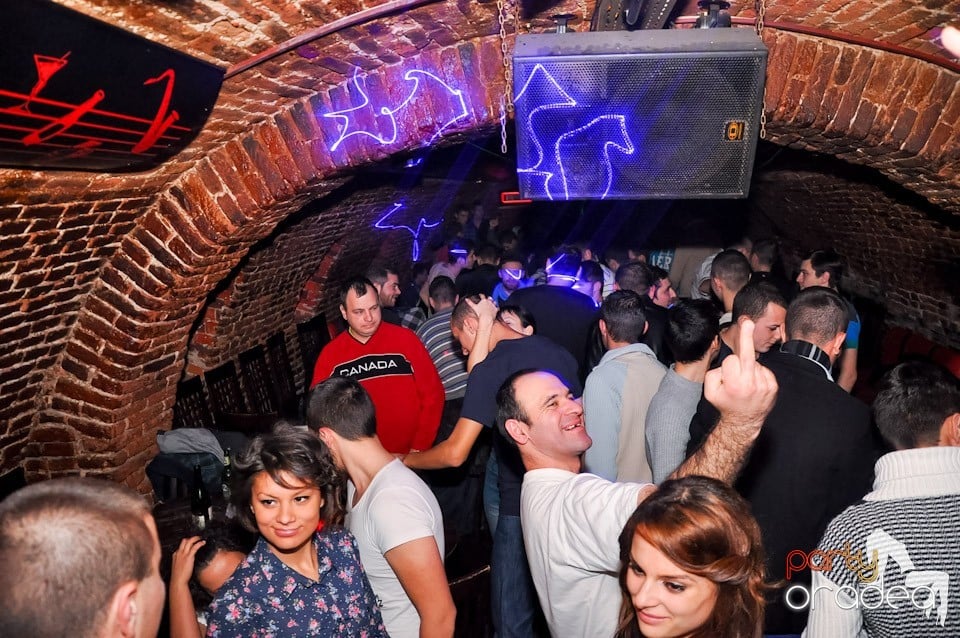 Promo Night în Club Escape, 