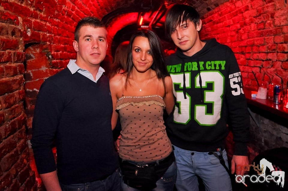 Promo Night în Club Escape, 