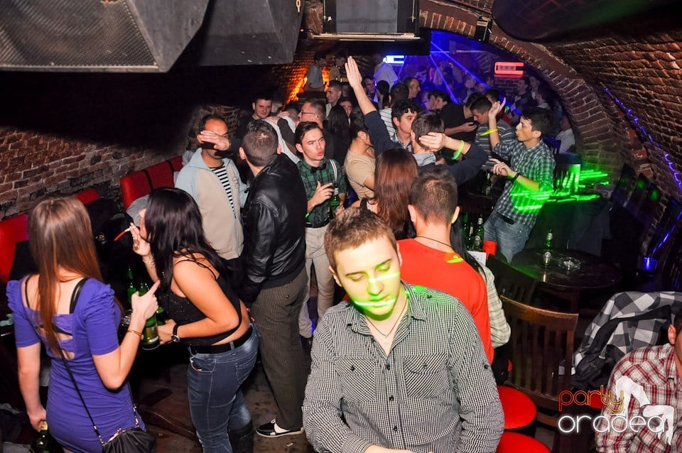 Promo Night în Club Escape, 