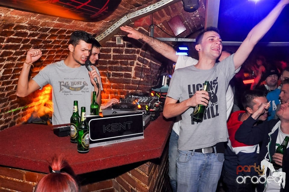 Promo Night în Club Escape, 