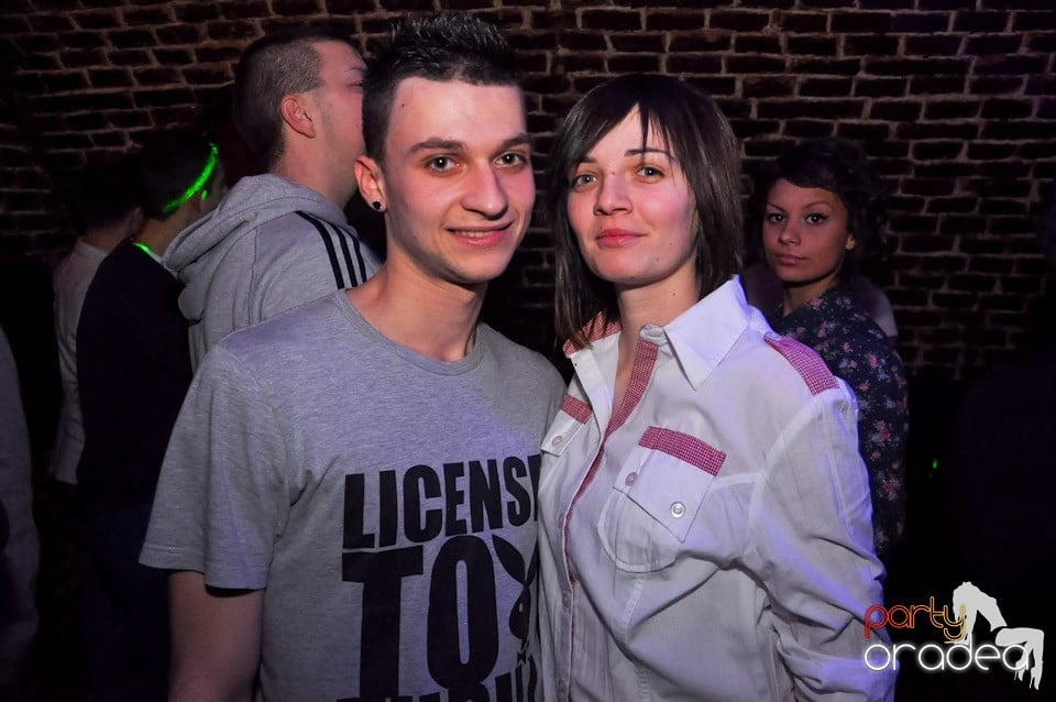 Promo Night în Club Escape, 